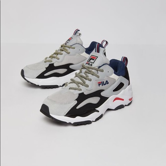 fila women's ray tracer sneakers